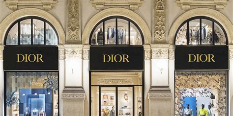 negozio dior bologna black friday|Negozi Dior a Bologna e provincia .